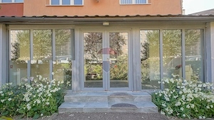 Spațiu comercial de închiriat – Calea București nr. 101, Brașov