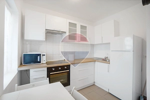 Garsonieră renovată de închiriat, Str. Lânii 34, Brașov – 350 €/lună - imagine 2
