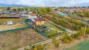 CASA VACANTA si CASA LA ROSU/938 mp teren SATU NOU/HALCHIU - imagine 5