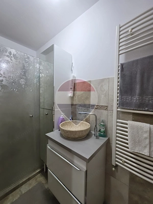 Casă / Vilă cu 3 camere de vânzare în zona Andrei Muresanu - imagine 6