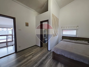 Casă / Vilă cu 3 camere de vânzare în zona Andrei Muresanu - imagine 12