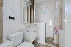 Apartament 2 camere Podgoria vis-a-vis de Catedrala - imagine 8
