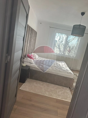 Casă / Vilă cu 5 camere de vânzare în zona Nord - imagine 10
