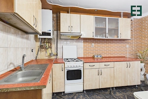 Casă cu 2 camere și 475 mp teren - Zona Aradul Nou - Arad - imagine 20