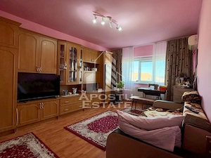 Apartament de vanzare 3 camere,2 bai, decomandat, renovat, Girocului - imagine 3