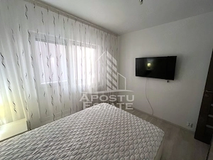 Apartament cu 3 camere de inchiriat cu 2 balcoane,zona Lipovei - imagine 3