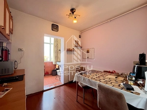 Apartament de vanzare 3 camere,2 bai, decomandat, renovat, Girocului - imagine 5