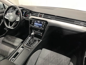 Volkswagen Passat - imagine 8