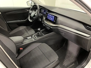Skoda Octavia - imagine 10
