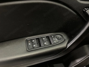 Renault Captur - imagine 19