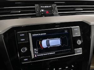 Volkswagen Passat - imagine 14