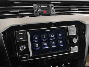 Volkswagen Passat - imagine 18