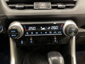 Toyota RAV 4 - imagine 16