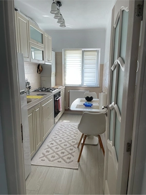 Inchiriez apartament 2 camere regim hotelier Onesti - imagine 4