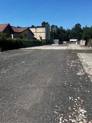 De închiriat teren ,birou,depozit