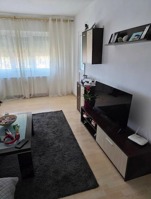 Apartament de vânzare 3 camere zona Alfa 2 locuri de parcare - imagine 3