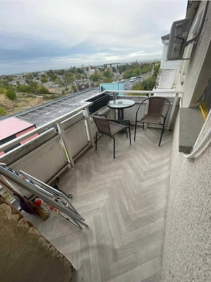 Apartament de vânzare 3 camere zona Alfa 2 locuri de parcare - imagine 8