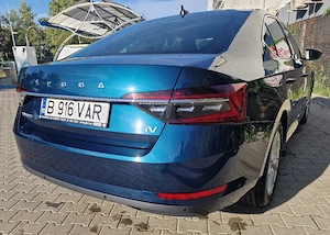 Vând  Skoda Superb iV 1.4 TSI Plug-in Hybrid 218 CP DSG Style 09.2021 - imagine 6