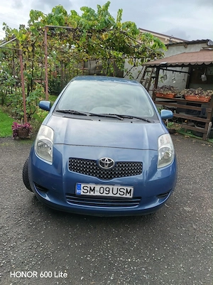 Toyota Yaris 2 km, 2 uși - imagine 2