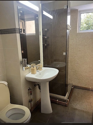 Închiriez apartament 2 camere Fratii Golesti Pitești  - imagine 7