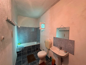  Casa Individuala | 4 camere 3 dormitoare 2 Bai | Asfalt | Calea Ghiodei  - imagine 11