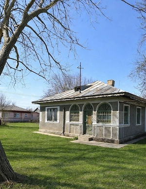 Locuința de vânzare- 3 camere- 70 de mp plus teren 460 mp. Ciulnita Slobozia Ialomița  - imagine 2