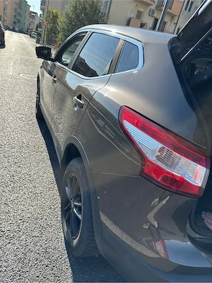 Vana Nissan Qashqai - imagine 3