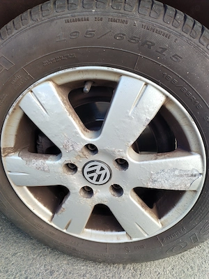 Set 4 Jante VW Golf 5 6x15 5x112 ET47 cu Prezoane incluse în preț - imagine 3