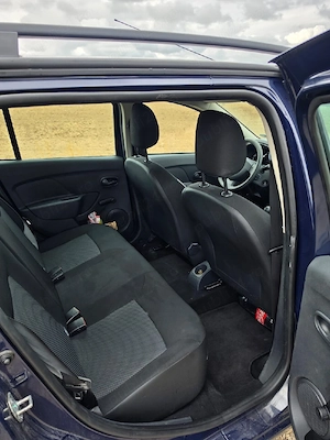 Vând Dacia Logan MCV 0.9 GPL, 90 CP, 2016   Cutie manuală_Înmatriculată  - imagine 2