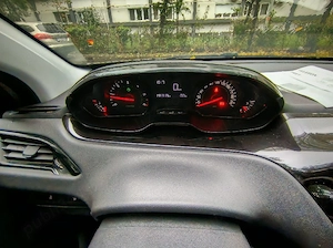 Peugeot 208 - imagine 7