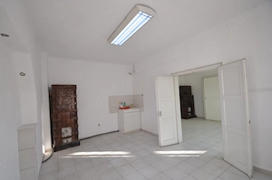 Inchiriez spatiu de depozitare birou atelier etc ultracentral 83 mp - imagine 7