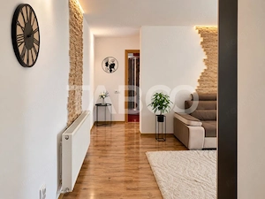 Apartament de inchiriat 2 camere balcon parcare Turnisor - Ind. Vest - imagine 2