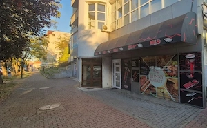 DE ÎNCHIRIAT: Spațiu comercial 40 m    Zona Centrală -Bulevardul 1 Decembrie 1918