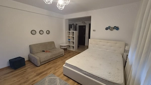 Garsonieră cu curte de închiriat - direct Proprietar - imagine 5