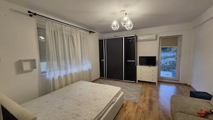 Garsonieră cu curte de închiriat - direct Proprietar - imagine 3