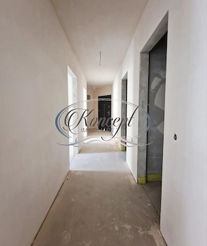 Apartament cu 3 camere, Semicentral - imagine 6