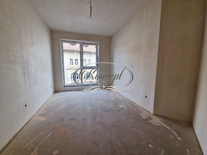 Apartament cu 3 camere, Semicentral - imagine 5