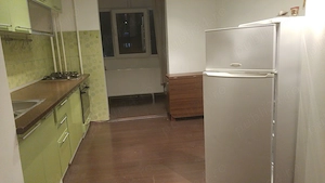 inchiriez apartament cu 3 camere BERCENI - imagine 3