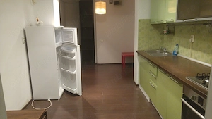 inchiriez apartament cu 3 camere BERCENI - imagine 5