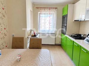 Apartament cu 4 camere renovat in Plopilor etaj intermediar - imagine 2