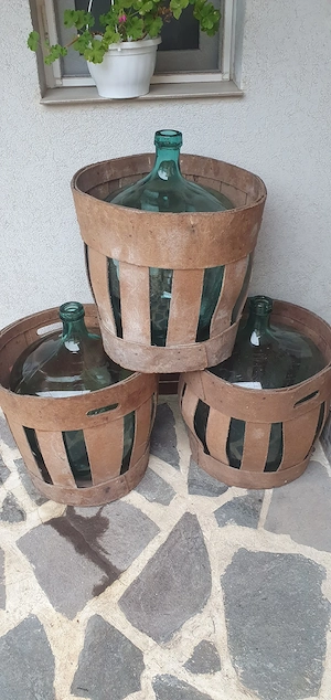 Damigene de 50 l, model vechi