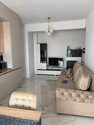 Proprietar închiriez ap 3 camere  - imagine 3