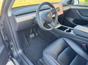 Tesla Model Y Long Range 2022 - imagine 4