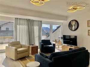Penthouse Premium 4 Camere 100 mp cu lift din living | Coresi Tractorul