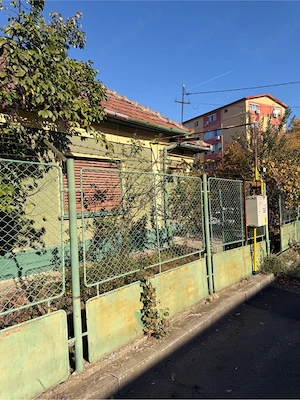 Teren cu casa de vanzare  - imagine 4