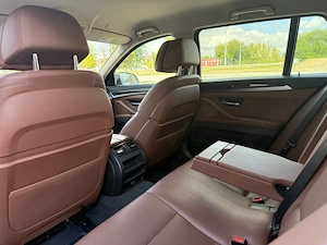 BMW Seria 5 520d xDrive - imagine 10