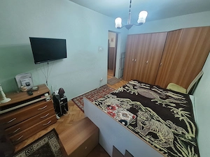 Apartament cu 3 camere  decomandate Et 1 Zona Modern - imagine 5