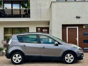 Renault Megan Scenic X-Mode - imagine 3