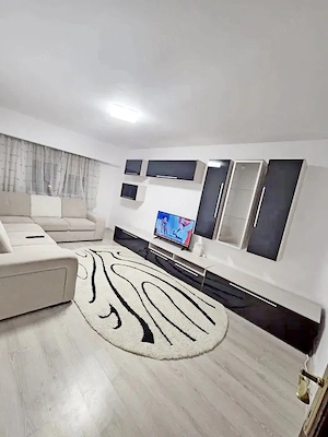 Zona Soarelui   de închiriat apartament cu trei camere, cu centrală proprie - imagine 7