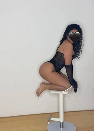 Rebeka 100%Reală